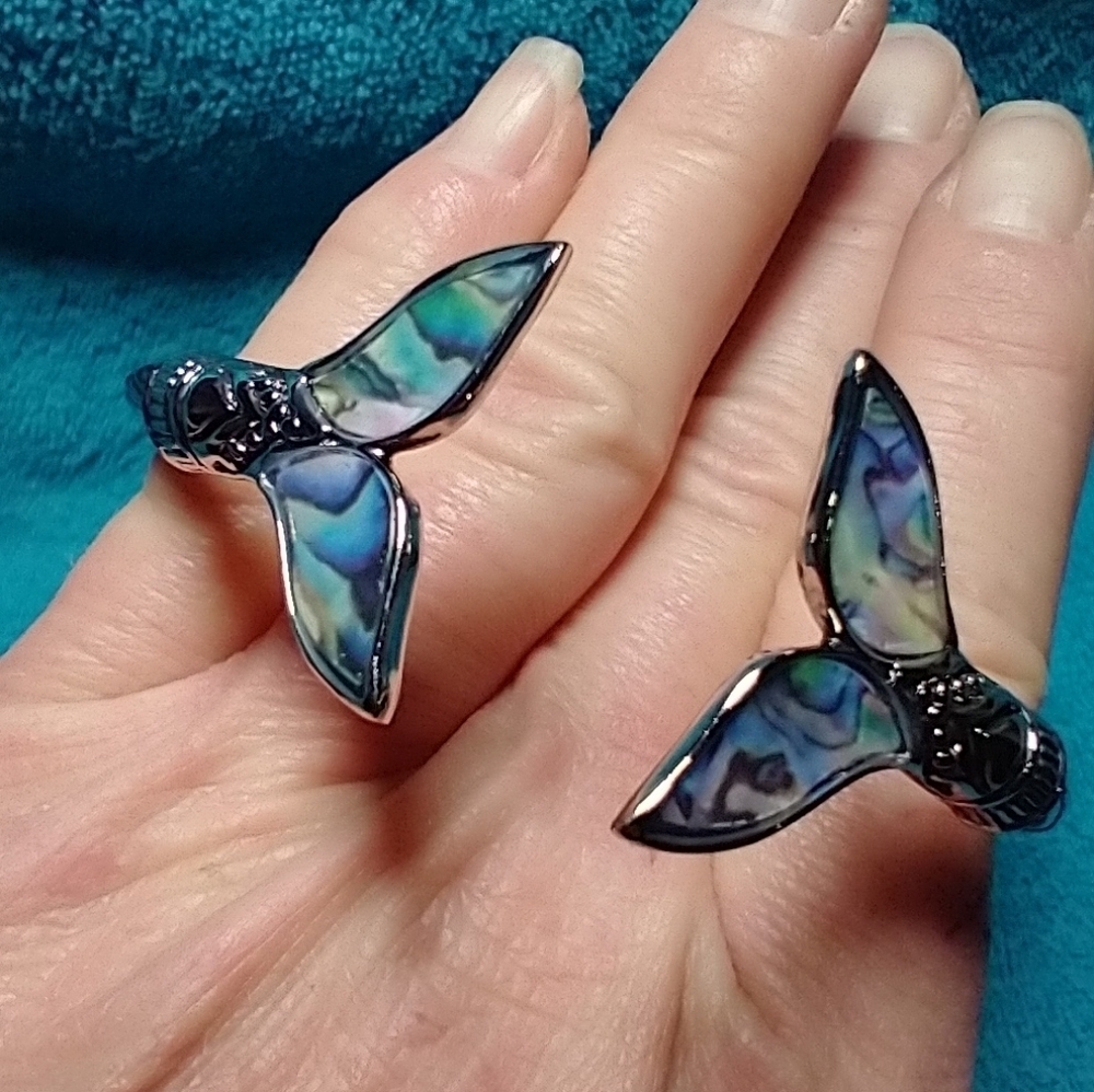 Silvertone faux abalone adjustable twist wire cuff mermaid tail bracelet